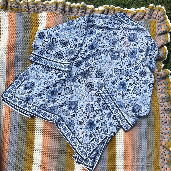 Cardigan❣️ - Picture 2 of 2